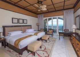 abu-dhabi-hotel-desert-islands-resort-spa-by-anantara-029.jpg