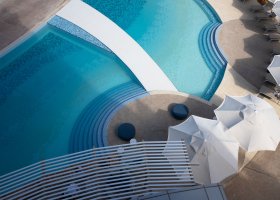abu-dhabi-hotel-jumeirah-at-saadiyat-island-resort-013.jpg