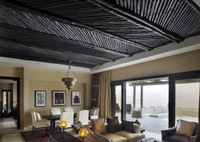 abu-dhabi-hotel-qasr-al-sarab-desert-resort-007.jpg