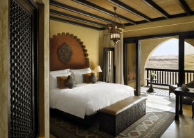 abu-dhabi-hotel-qasr-al-sarab-desert-resort-008.jpg