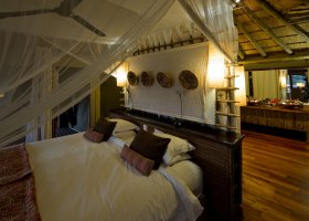 botswana-hotel-savuti-camp-055.jpg