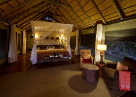 botswana-hotel-savuti-camp-058.jpg
