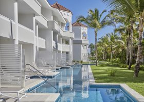 dominikanska-republika-hotel-bahia-principe-luxury-ambar-041.jpg