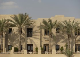 dubaj-hotel-bab-al-shams-016.jpg