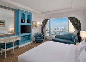 dubaj-hotel-habtoor-grand-resort-200.jpg