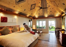 fidzi-hotel-outrigger-on-the-lagoon-fiji-070.jpg