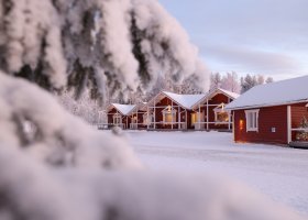 finsko-hotel-santa-claus-holiday-village-011.jpg