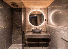 finsko-hotel-wilderness-hotel-juutua-029.jpg