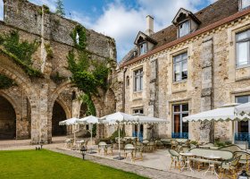 francie-hotel-abbaye-des-vaux-de-cernay-020.jpg