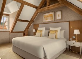 francie-hotel-ch-teau-la-commaraine-030.jpg