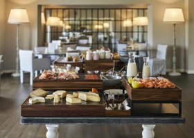 francie-hotel-como-cordeillan-bages-018.jpg