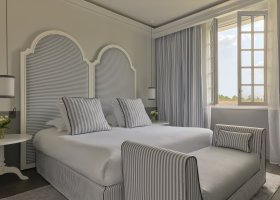 francie-hotel-como-cordeillan-bages-024.jpg