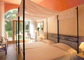 italie-hotel-forte-village-il-castello-008.jpg