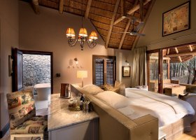 jihoafricka-republika-hotel-ngala-safari-lodge-008.jpg
