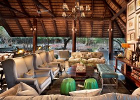 jihoafricka-republika-hotel-ngala-safari-lodge-009.jpg