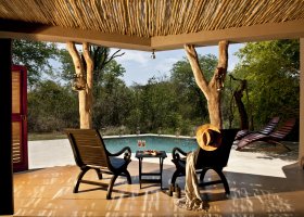 jihoafricka-republika-hotel-sabi-sabi-bush-lodge-019.jpg