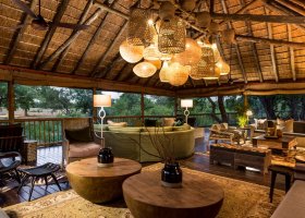 jihoafricka-republika-hotel-sabi-sabi-bush-lodge-038.jpg