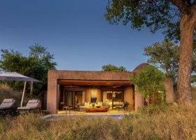 jihoafricka-republika-hotel-sabi-sabi-earth-lodge-024.jpg