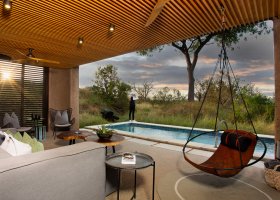 jihoafricka-republika-hotel-sabi-sabi-earth-lodge-029.jpg