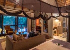 jihoafricka-republika-hotel-sabi-sabi-little-bush-camp-016.jpg