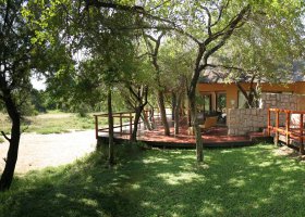 jihoafricka-republika-hotel-shumbalala-game-lodge-077.jpg