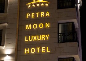 jordansko-hotel-petra-moon-luxury-hotel-020.jpg