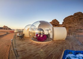 jordansko-hotel-wadi-rum-bubble-luxotel-026.jpg