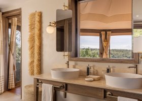 kena-hotel-hemingways-ol-seki-mara-009.jpg