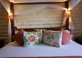 kena-hotel-taita-hills-safari-resort-spa-025.jpg