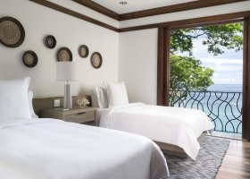 kostarika-hotel-four-seasons-resort-peninsula-papagayo-001.jpg