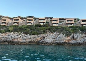 kreta-daios-cove-luxury-resort-villas-017.jpg