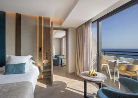 kypr-hotel-amathus-beach-hotel-067.jpg