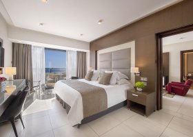 kypr-hotel-amathus-beach-hotel-069.jpg