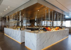 luxusni-plavby-hotel-emerald-azzura-019.jpg