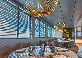 luxusni-plavby-hotel-emerald-azzura-040.jpg