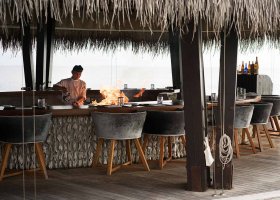 maledivy-hotel-anantara-kihavah-016.jpeg