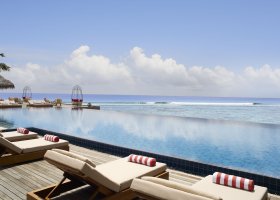 maledivy-hotel-anantara-veli-resort-057.jpg