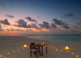 maledivy-hotel-atmosphere-kanifushi-125.jpg