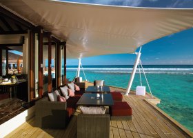 maledivy-hotel-atmosphere-kanifushi-129.jpg