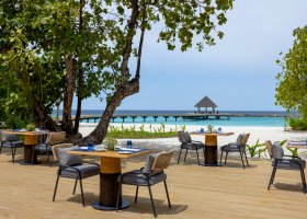 maledivy-hotel-avani-fares-maldives-015.jpg