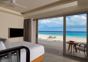 maledivy-hotel-avani-fares-maldives-050.jpg