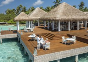 maledivy-hotel-ayada-maldives-005.jpg