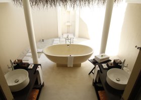 maledivy-hotel-ayada-maldives-062.jpg