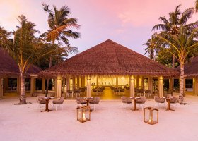 maledivy-hotel-baglioni-maldives-003.jpg