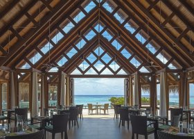 maledivy-hotel-baros-maldives-210.jpg