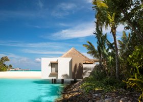 maledivy-hotel-cheval-blanc-randheli-006.jpg