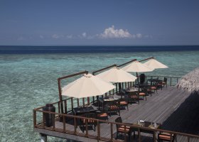 maledivy-hotel-coco-bodu-hithi-009.jpg