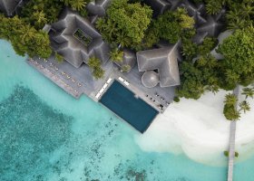 maledivy-hotel-coco-bodu-hithi-014.jpg