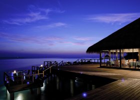 maledivy-hotel-coco-bodu-hithi-020.jpg