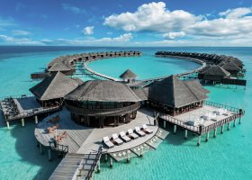 maledivy-hotel-coco-bodu-hithi-033.jpg